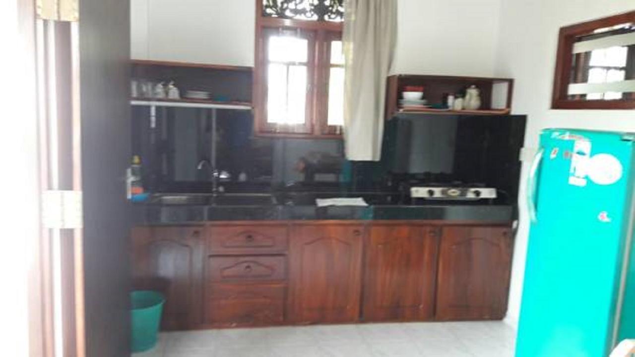 The Oasis Villa Hikkaduwa Exterior photo